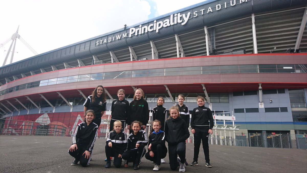 Arrived at the <a href="/principalitysta/">Principality Stadium</a> ready to welcome the <a href="/ChampionsLeague/">UEFA Champions League</a> trophy to Cardiff #RoadToCardiff