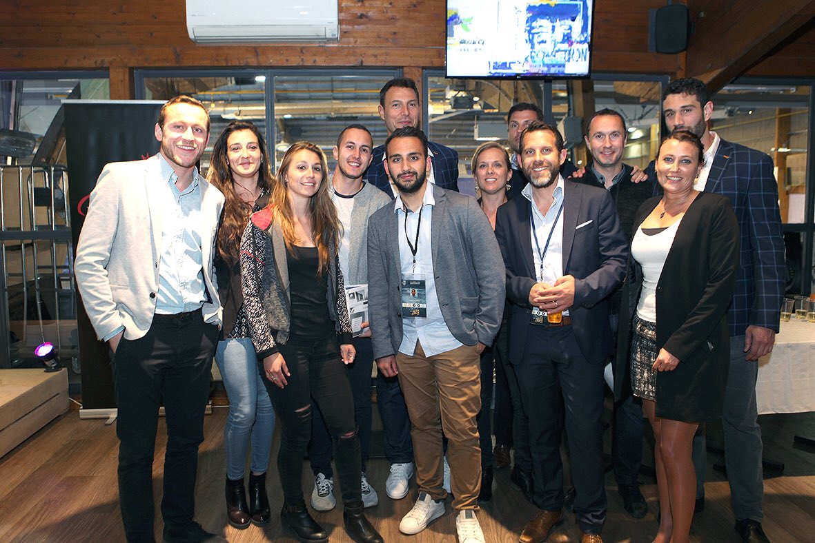 assomosofficiel's tweet photo. Merci @pauchandball pr l'invitation #D1 @LidlStarligue vs Ivry ! Un gd merci à J. Lopez de nous suivre en photo ! (https://t.co/fgvnHkydXn) https://t.co/5xQbt2zjCA