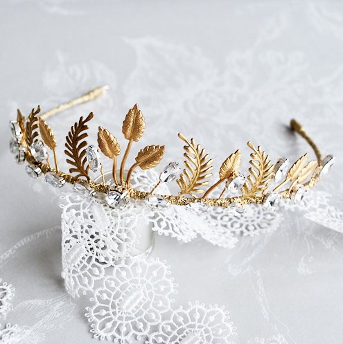A fitting gift for the #QueensBirthday - or any bride planning a regal look 😍 Meet the maker, <a href="/nancyandflo/">Nancy and Flo</a> at #BoShowFestival next month! 👑
