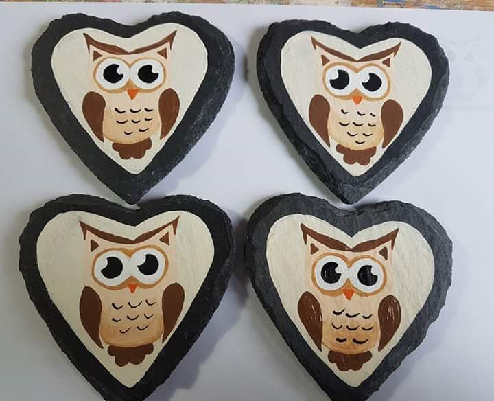 HeartsRustic's tweet photo. Owl lovers, heart shaped slate coasters.. still on offer at £8 the set.
https://t.co/1GDIbKJc46
#CraftHour #crafts #homemade #owls #slate https://t.co/RsHGmgkSE7