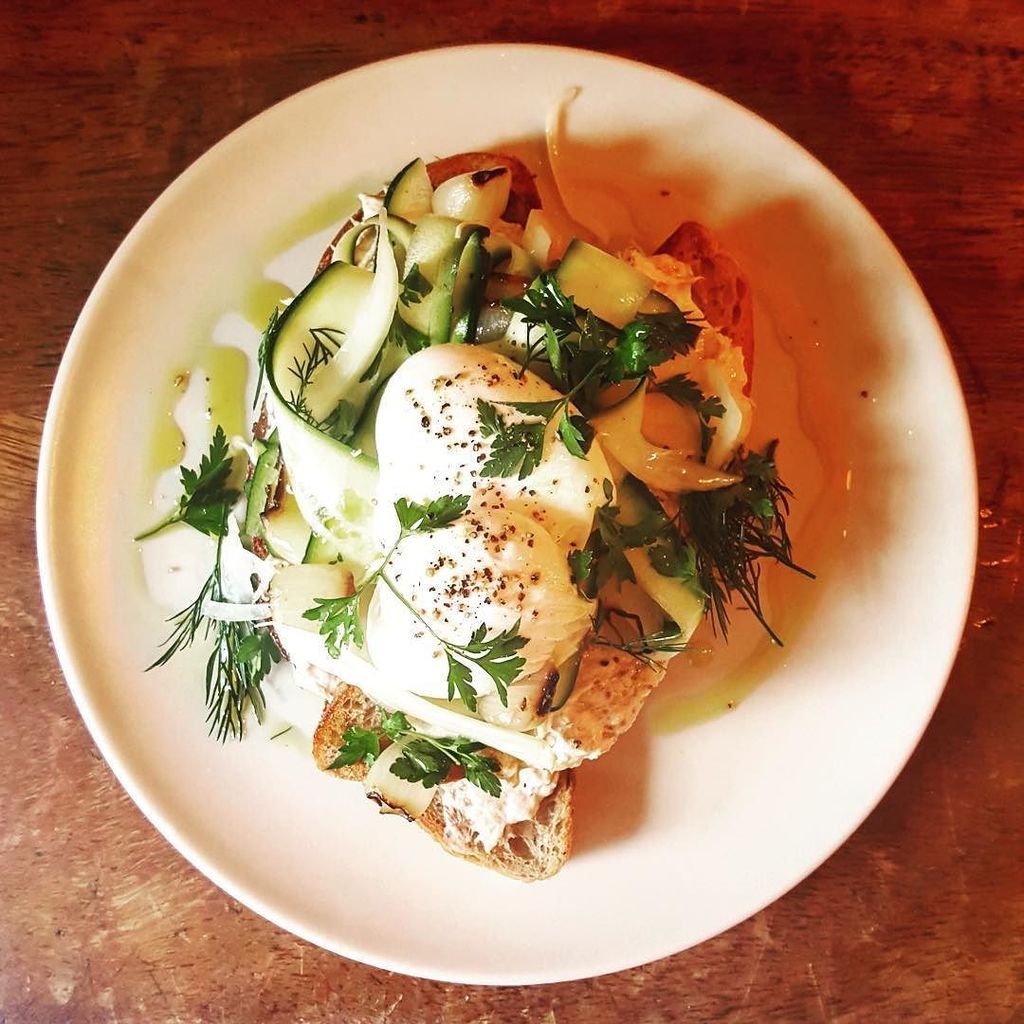 This weekends guest slot we have...
Mackerel pate, courgette ribbons, pickled fennel, charred shallots and poached… ift.tt/2p2iyno