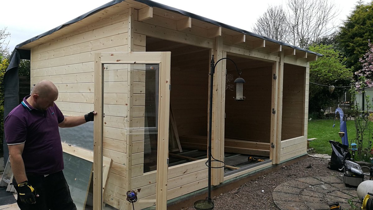 AlexVannDesign's tweet photo. The #studio is coming on great, Mike is working so hard, he's a #hero @Gaz_Craft @GBCGroupUK @LillevillaLuoma https://t.co/THX4vAUeAk