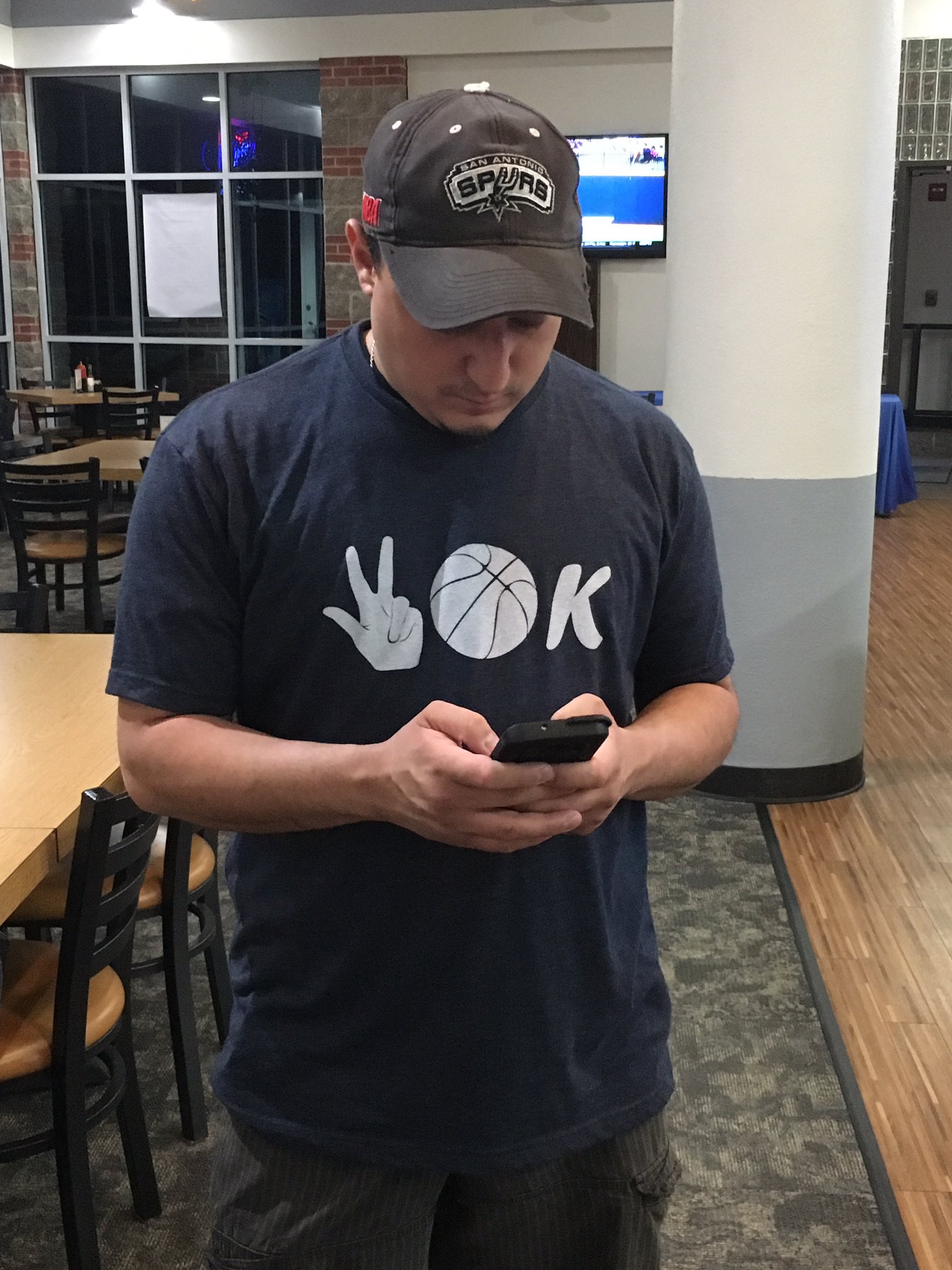blake-jones-on-twitter-the-new-engineer-is-wearing-a-dirk-30-thousand