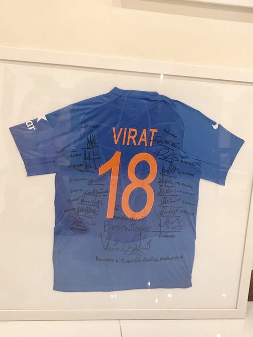 View image on Twitter