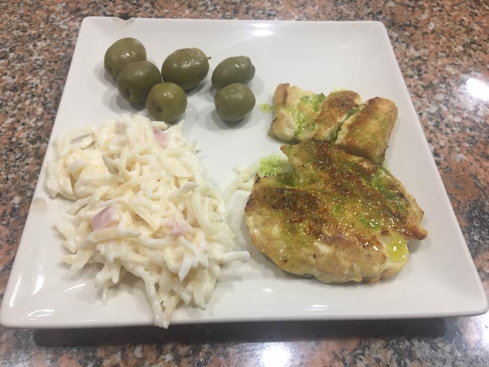 grankikitapas1's tweet photo. Con tus consumiciones pide la nueva #tapa de Huevas de Merluza a la Plancha, buenas no......lo siguiente!!! 😋🍻🍷 https://t.co/oPAmiWvHKS