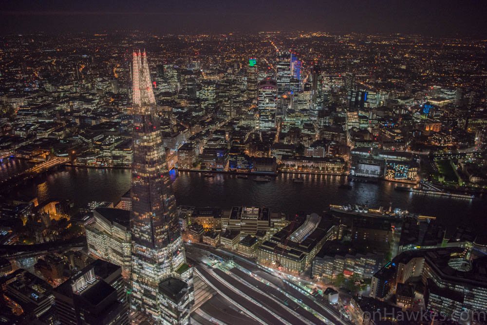 jasonhawkesphot's tweet photo. New imagery of the iconic #Shard, #London. @shardview @TheShardLondon @ShangriLaShard https://t.co/lDVqEzyDO4
