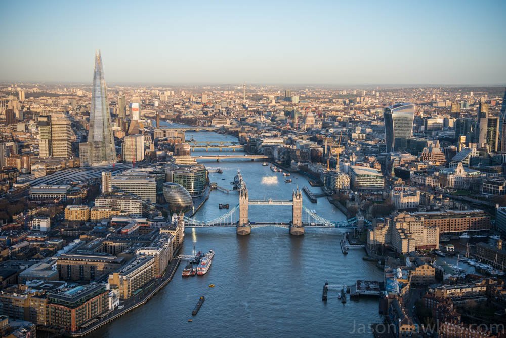 jasonhawkesphot's tweet photo. New imagery of the iconic #Shard, #London. @shardview @TheShardLondon @ShangriLaShard https://t.co/lDVqEzyDO4