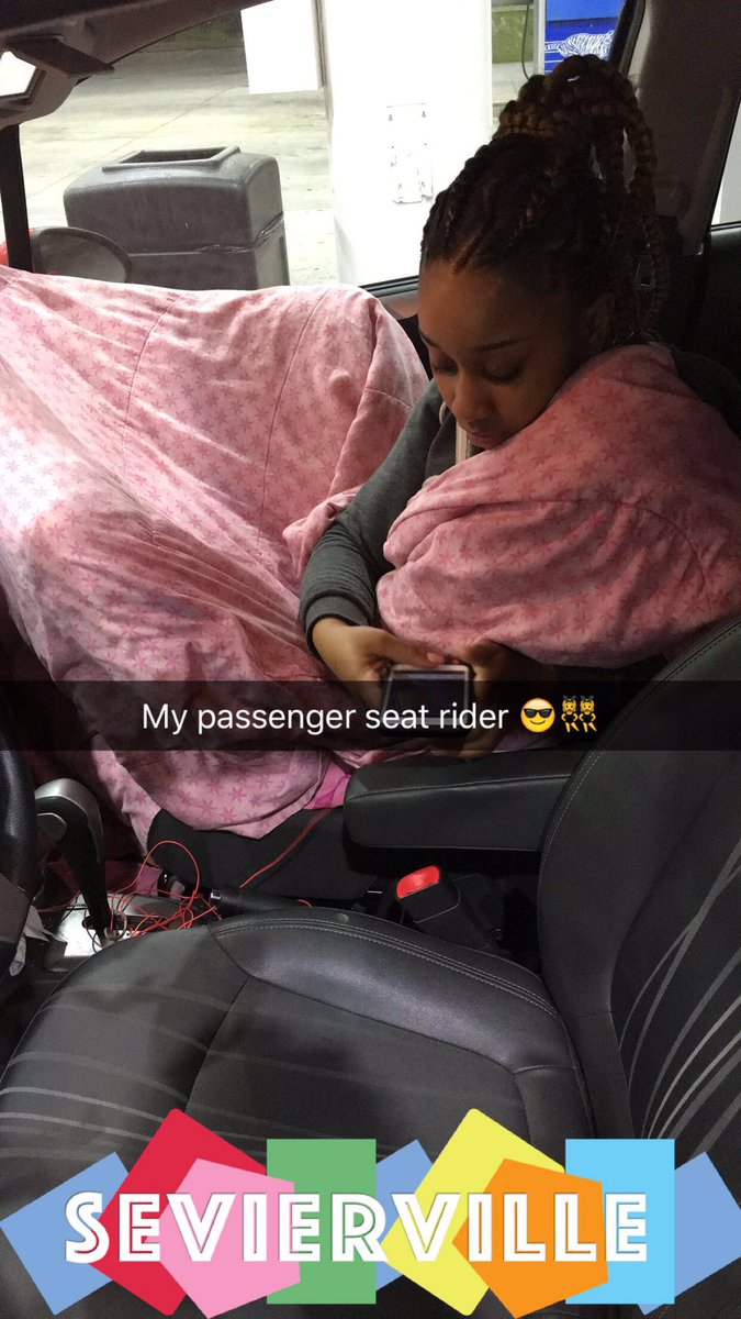 ItsTeeBitchhh's tweet photo. #RoadACTION😎 https://t.co/mEzhtkq8B1