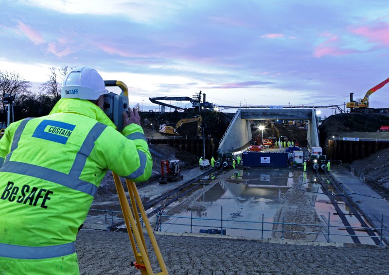 ICEYorksHumber's tweet photo. 11 May: A160 Port of #Immingham Improvement Scheme - join our lunchtime #webinar https://t.co/zjmCOIZ2EE Speaker: Craig Snow @CostainGroup https://t.co/KOkyeMiWJj