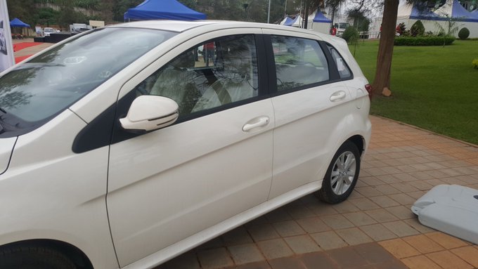 Voir l'image sur Twitter