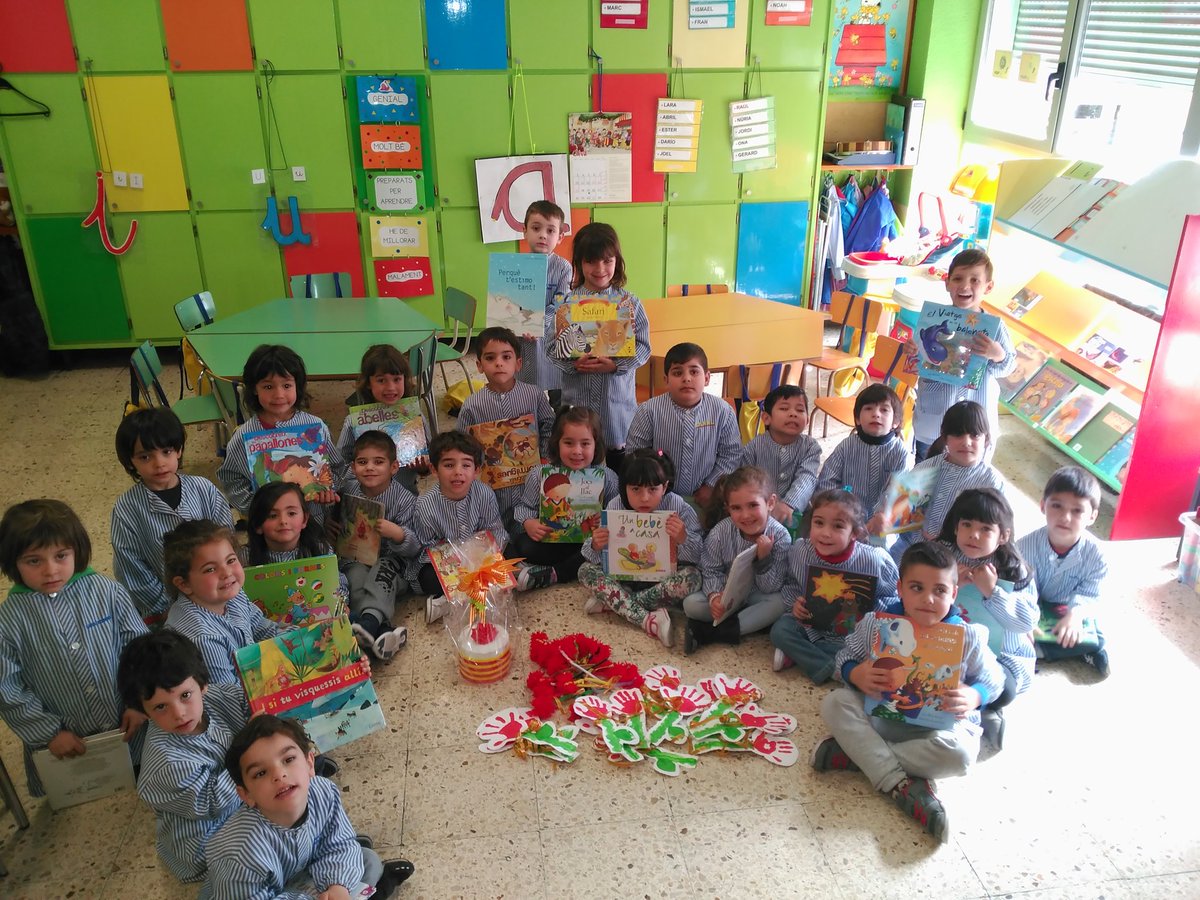 SantJosepReus's tweet image. #P4 Els cargols us desitgem una molt bona diada de Sant Jordi! @SantJosepReus