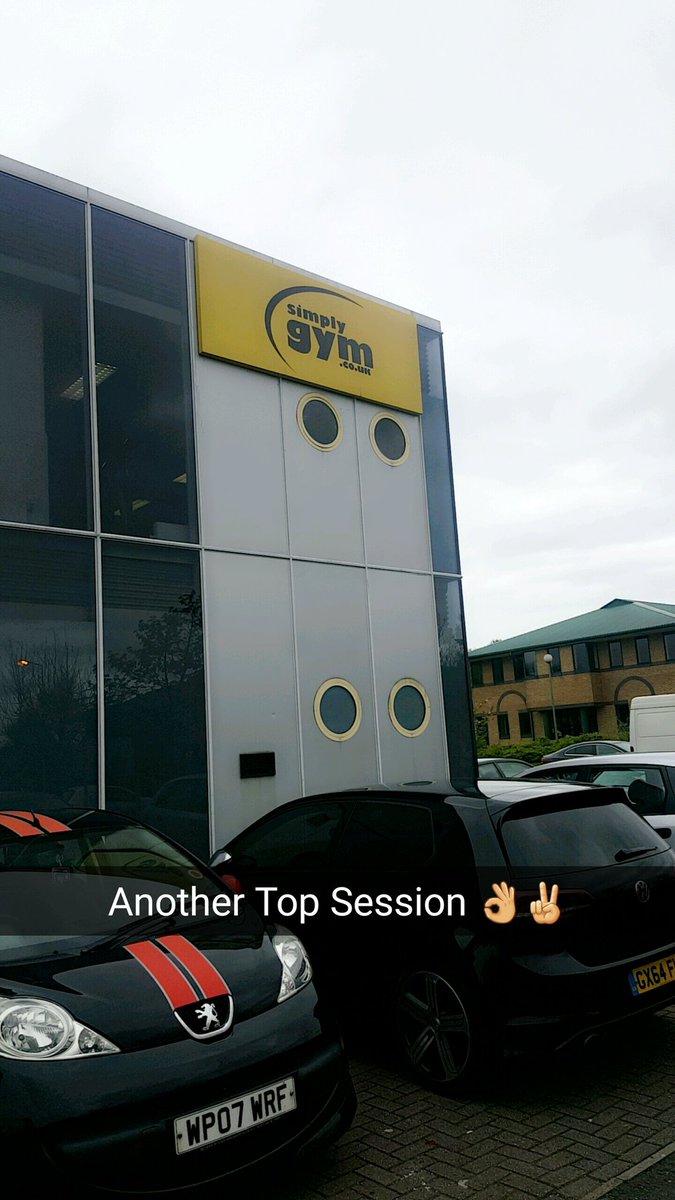 KireeP24's tweet photo. Another Top Session @simplygymtelfrd 👊👌 #fitness #fitfam #marathontrainingbegins https://t.co/QCWGse27SA