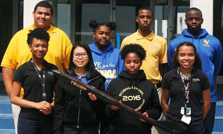 LaunchWithARC's tweet photo. Here's VCCS! Today's teams have fun-loving students whose affection for rocketry &amp; #STEAM grew through trials, lots of giggles &amp; crashes 🚀🔭 https://t.co/3iqD7jUlqm