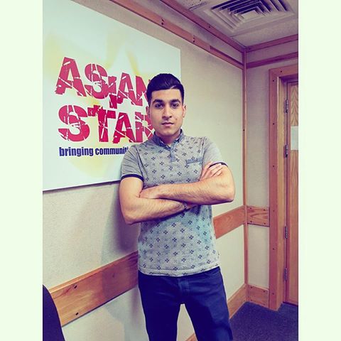 Asianstarradio's tweet photo. It's almost time for @HaashimDJ's #FridayFeelGoodMix Live on FB at 6pm! Playing the latest in #Bhangra #UrbanDesi and #BollywoodRemixes! https://t.co/HhJvcwEQor