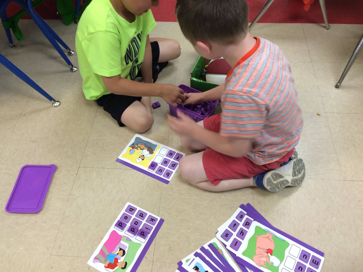 SheridanSES's tweet photo. Literacy centers with rhyming, beginning sounds, middle sounds and ending sounds and building CVC words. #marsh19 #seslearners https://t.co/r7xJhD1EBA