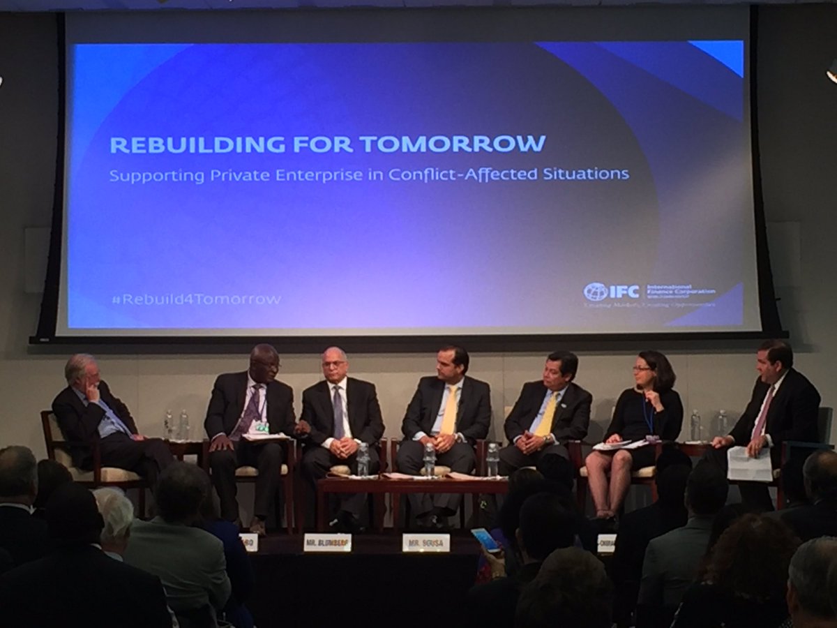 richardcolback's tweet photo. Minister of Finance, Sierra Leone calling for private sector engagement in fragile states #Rebuild4Tomorrow #IFCcreatingmarkets https://t.co/4hTvHXGZV9