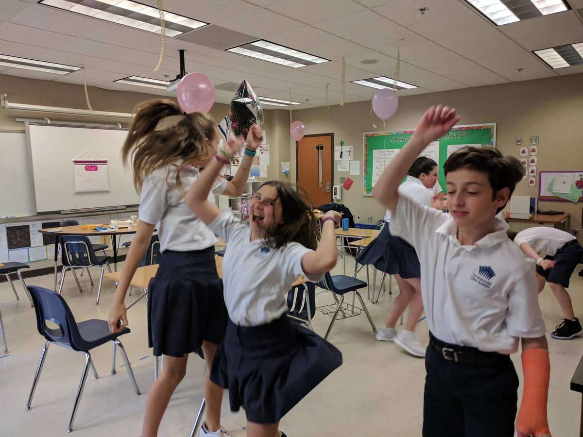 karyndlc's tweet photo. My 7th graders threw a surprise birthday party for me! Aren't they adorable!❤️🎂❤️ #davis7 #lovethesekids https://t.co/J0hE0MSRW8