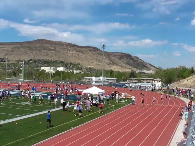 marcus_ruhrer's tweet photo. Proud to say I've officially signed to Chadron State College to  continue my track career. Go Eagles!🦅 https://t.co/ghHk24OQ2Q