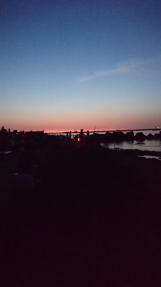 DJ05312416's tweet photo. #ファインダー越しの私の世界 
#写真好きな人と繋がりたい 
#写真 
#海
#夕日
#景色 https://t.co/4F2xBBh5cZ