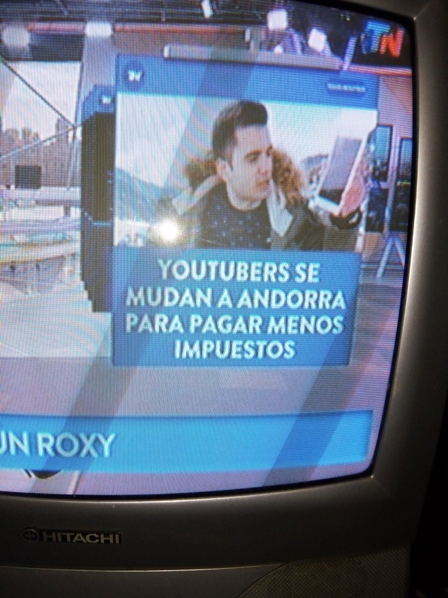 ZomberPlay5's tweet photo. @bysTaXx @vegetta777 @xFaRgAnx siguen con la misma MI*RDA https://t.co/G7vE3Cptoy