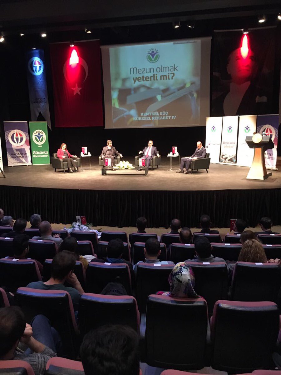 Gaün Rektörü <a href="/profaligur/">Prof. Dr. Ali GÜR</a> ; Mezun olduğunuz okul sadece iş görüşmesinde kolaylık sağlar,önemli olan kendinizi geliştirmeniz