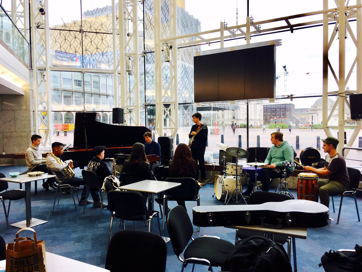 BMusic_Jazz's tweet photo. Jazzlines Ensemble in workshop with @3stepmanoeuvre sounding ace! Catch them tonight at Jazzlines Foyer Gig 5pm https://t.co/K8gVi8bOwC