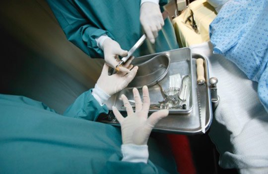 bmj_latest's tweet photo. WHO surgical safety checklist cuts post-surgical deaths by 22%, US study finds @AnnalsofSurgery @WHO https://t.co/xJP316UVwy https://t.co/6smHvCORQo