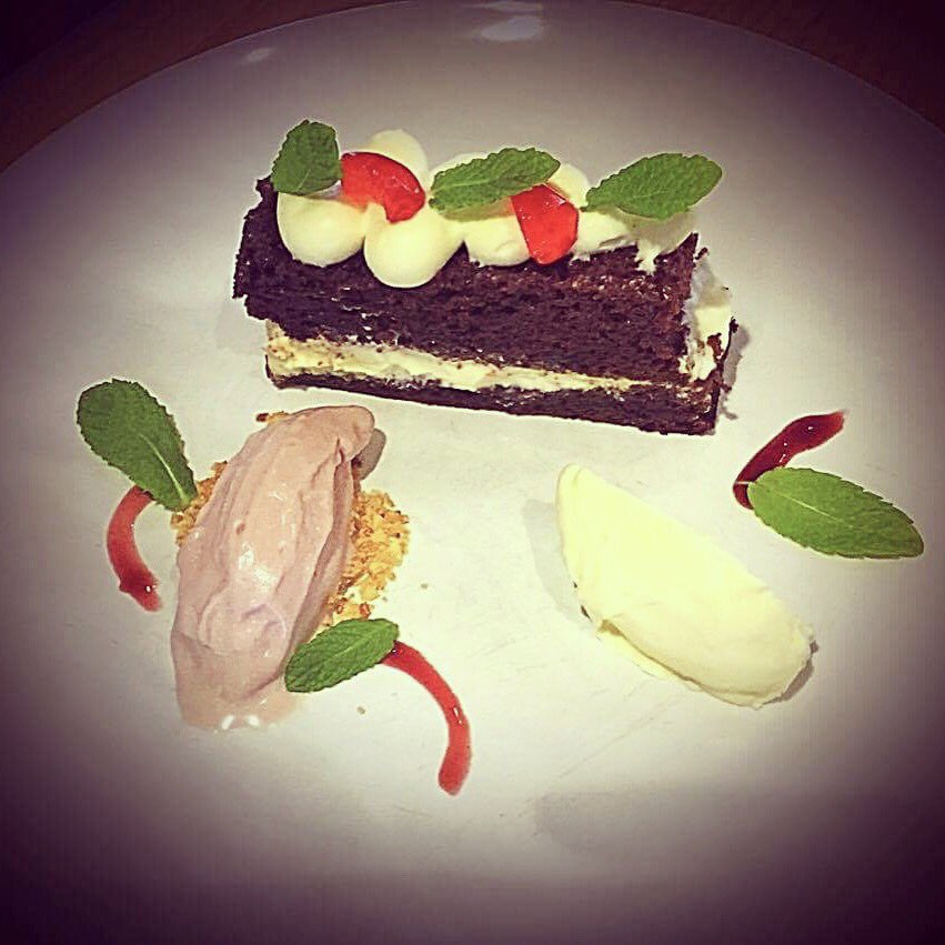 Drayton Gate tweet media