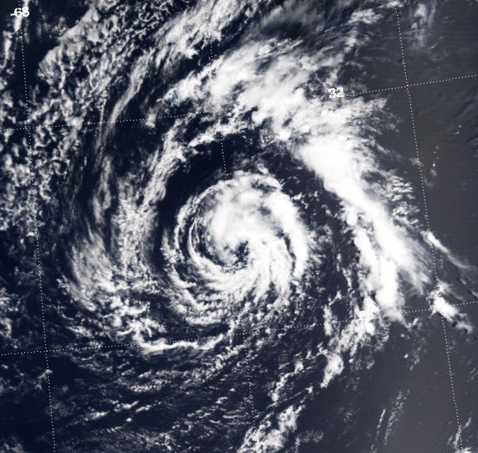 philklotzbach's tweet photo. On this date in 2003, Ana became a tropical storm - the only other Atlantic April tropical storm on record besides current TS #Arlene. https://t.co/4Quy3vBqNx