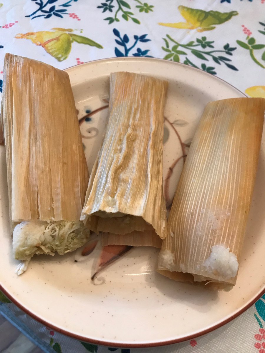 WildMoon_Salsa's tweet photo. It's a treat! #Tamales made w pork & topped w #WildMoonSalsaRed🌶 #pork #salsared #foodie #foodstagram #foodlover https://t.co/YpTZ0pfsul