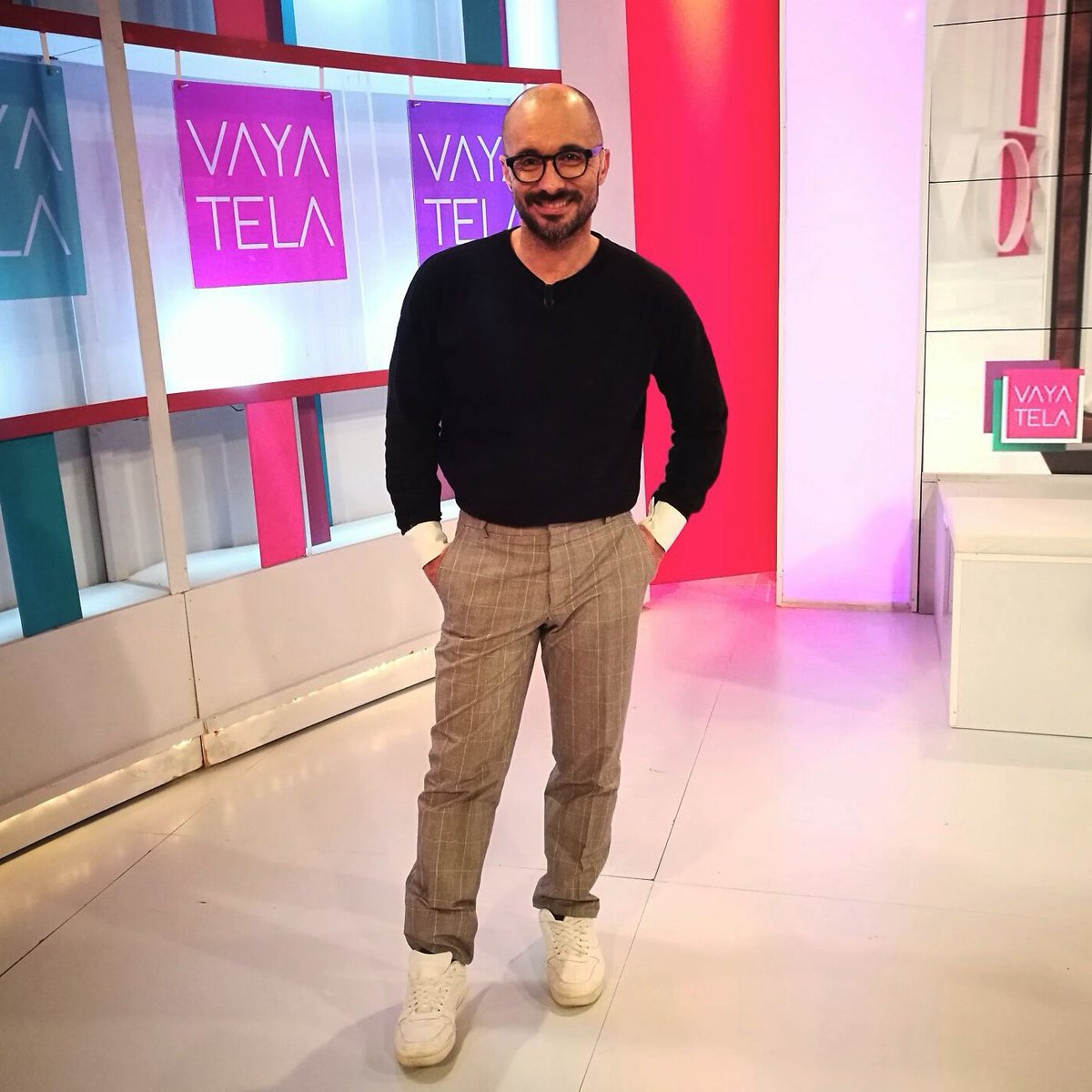 AleNunezFashion's tweet photo. . @sergiomorante styled by @AleNunGar en @VayatelaCSTV 21/04 #fashionstylist #TVStylist #moda #style #estilistademoda #menswear https://t.co/ox0fgVjSPZ