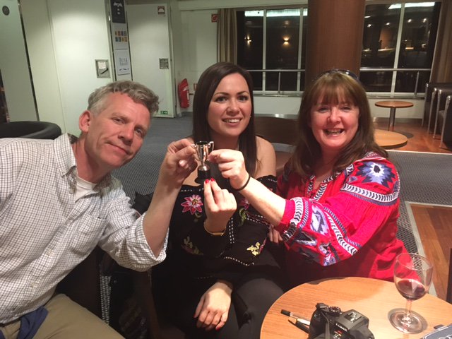 Great to see lovely journos on the @dfds_uk &amp; <a href="/ORCA_web/">ORCA</a> press trip win the quiz! #WinningMoment #FridayFeeling