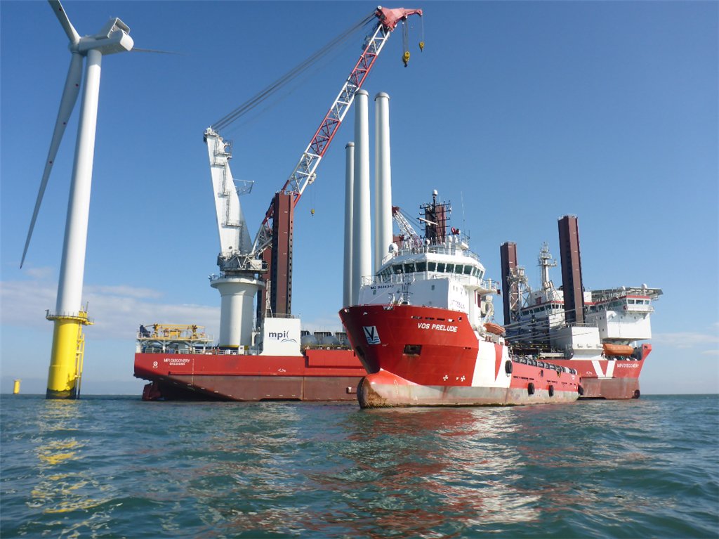 VesselFinder's tweet photo. VOS Prelude supplies MPI Discovery at Rampion Offshore Wind Farm
https://t.co/p4NbOq3W0v #MPIOffshore #Vroon #OWF #Offshore #Rampion https://t.co/rh6Dhu6KkF