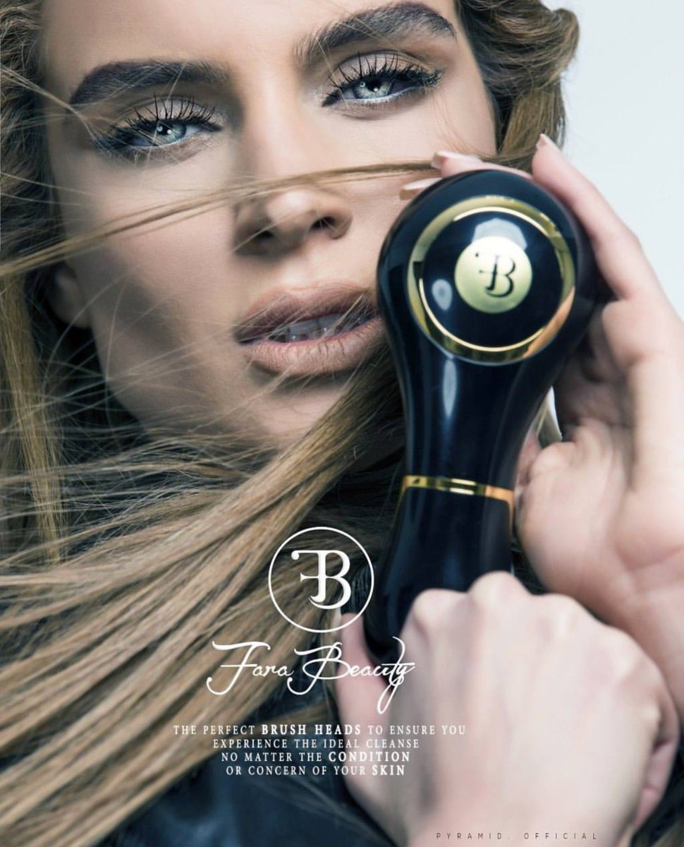 nazaninfara's tweet photo. @farabeautylovers facial cleanser device 
Beautiful model @ezabelach 
Photographer and creative director 
@meysamderis 📸 @pyramid.official https://t.co/TvsqGj0nVq