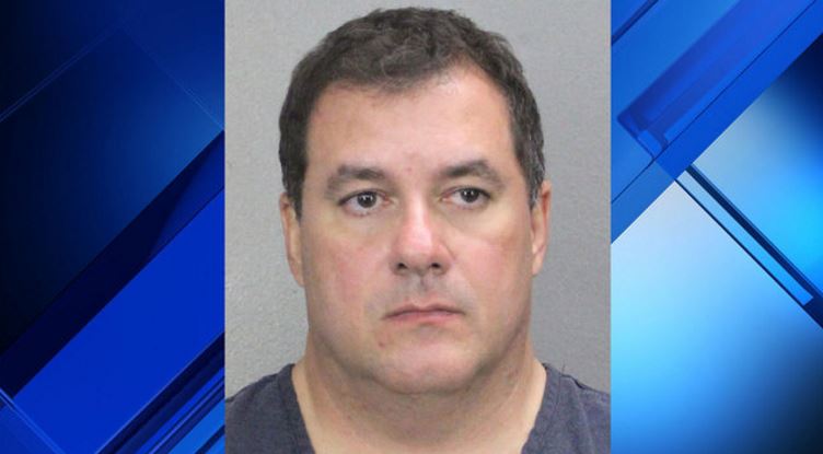 Driver given 10 seconds to start car; angry man threatens to kill his passenger bit.ly/2otIqp9 https://t.co/0pCX6PpD92