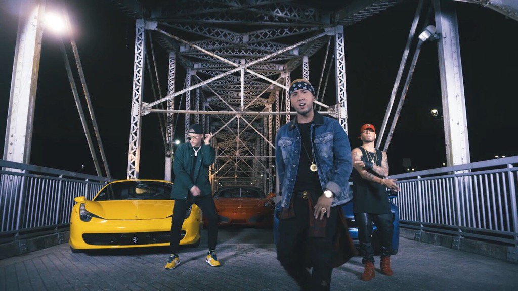 alexisyfido's tweet photo. #NowWatching Tócate Tu Misma (Video Oficial) by @alexisyfido @badbunnyPR  https://t.co/VouNhtQuDf https://t.co/qZXVzynwUl