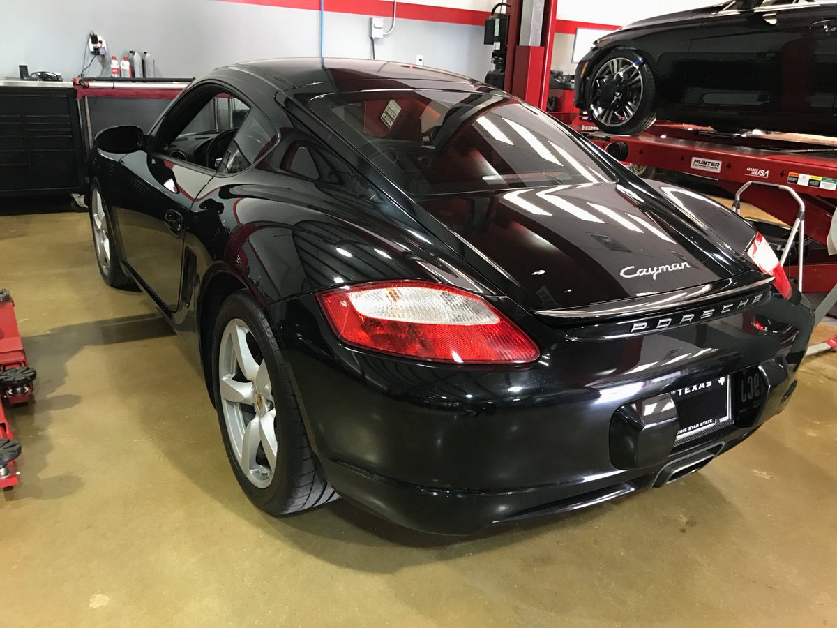 ActiveMotor's tweet image. #Porsche #Cayman is getting new sport suspension, tires and alignment.
Make an appointment for your FREE alignment &amp;amp; A/C checkup. #atx