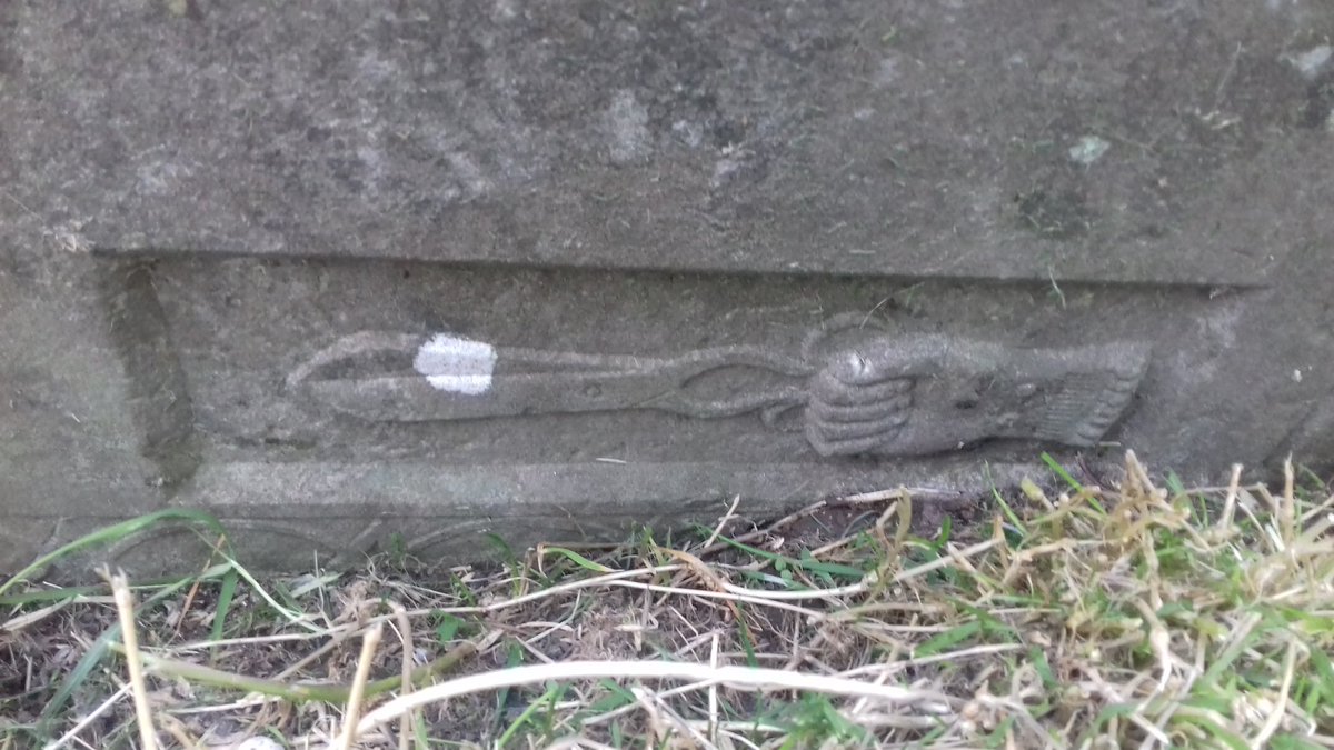 An 18th century grave in Lorrha Co . Tipperary, the man underneath is believed to have been a tailor!  
<a href="/VisitTipp/">TipperaryTourism</a> <a href="/HistIreHedge/">History Ireland</a>