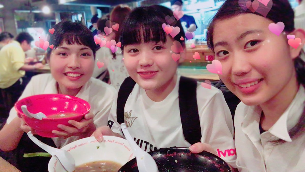 28Qdg4Q5Cy6kGXe's tweet photo. ラーメン行けた🌸
こいつら面白すぎずっと笑ってたし
また行こや〜 https://t.co/yBInxJYXZ0
