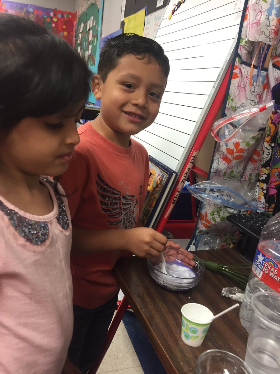 dktincognito's tweet photo. Mad Scientists having fun with #geniushour making Unicorn glitter slime! #ohtstrong #nisdgtadvancedacademics https://t.co/WI7X8mLNl3