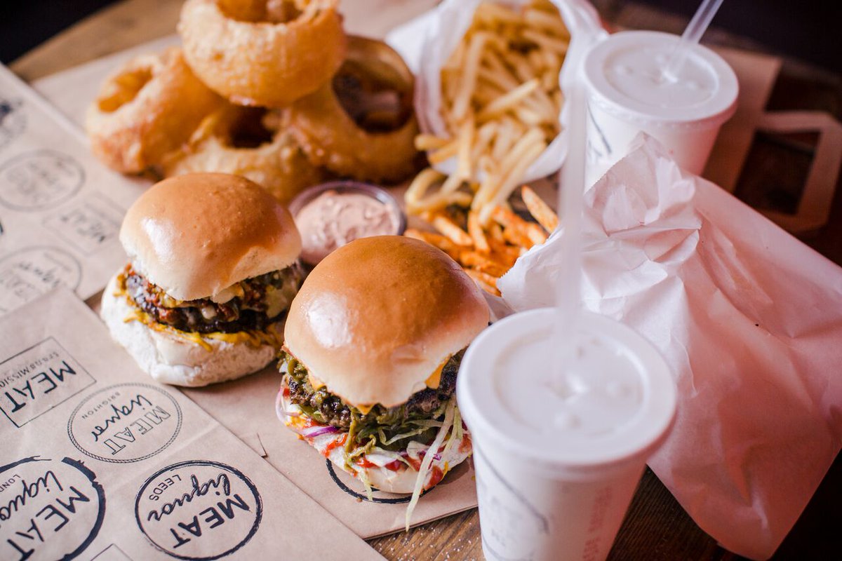 Staying in this evening? Don't worry we have you covered. #Deliveroo is just a few clicks away. bit.ly/2otytbv