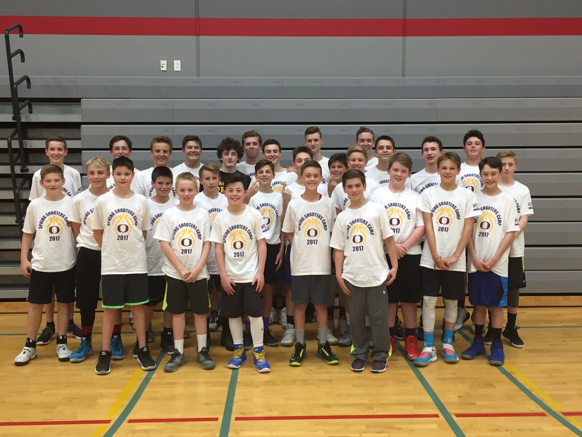 CoachLavine's tweet photo. Session 1 &amp; Session 2 of the 2017 Spring Shooters Camp! https://t.co/pZu4UeK9p6