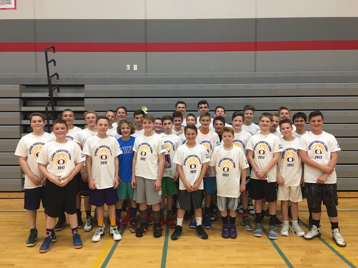 CoachLavine's tweet photo. Session 1 &amp; Session 2 of the 2017 Spring Shooters Camp! https://t.co/pZu4UeK9p6