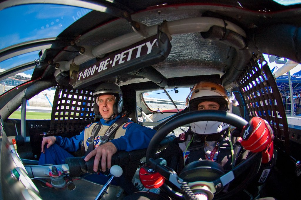 After enjoying some of KC’s world-famous BBQ, take a ride or get behind the wheel of a 600HP NASCAR race car. 

drivepetty.com/race-tracks/ka…