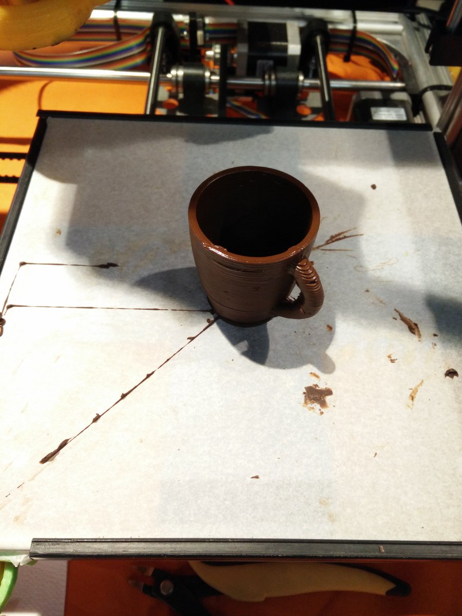 OpenElectronics's tweet photo. Choco cup #3Dprinted with #3DragChoco https://t.co/kOMKDAJBj2