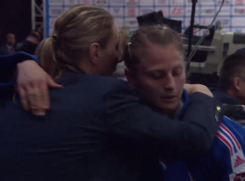 For_Schlesinger's tweet photo. #JudoWarsaw2017 Great Repechage!
Alice Schlesinger winning Golden score vs Edwige Gwend 
@TeamGB @BritishJudo https://t.co/ZkSWbz7wu3