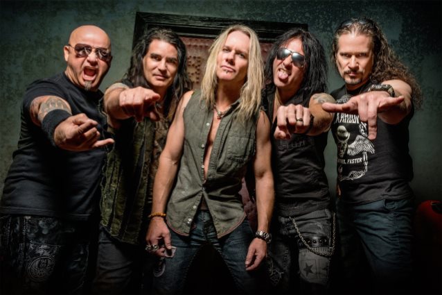 New Song Premiere: WARRANT's 'Perfect' blabbermouth.net/news/new-song-… https://t.co/cH9QVtAQDN