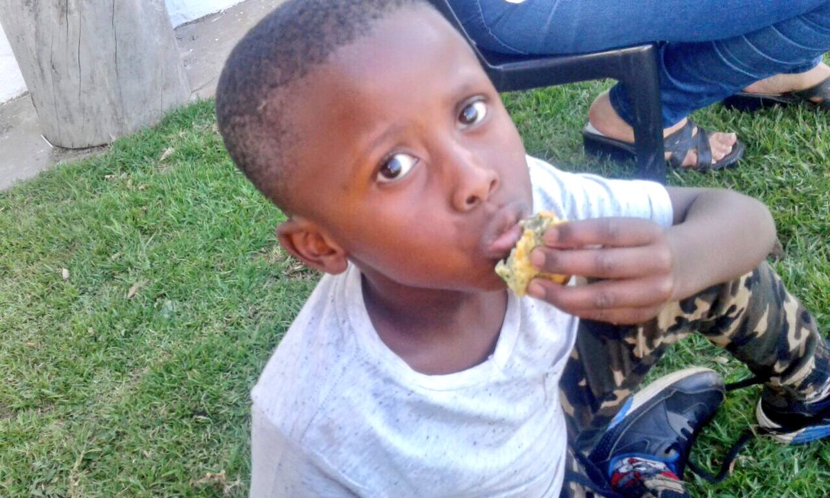 creationwines's tweet image. From #PebblesProject garden baked by #CreationChefs some of the ECD and ASC children enjoying afternoon tea. #GardenForFuture #FutureChefs