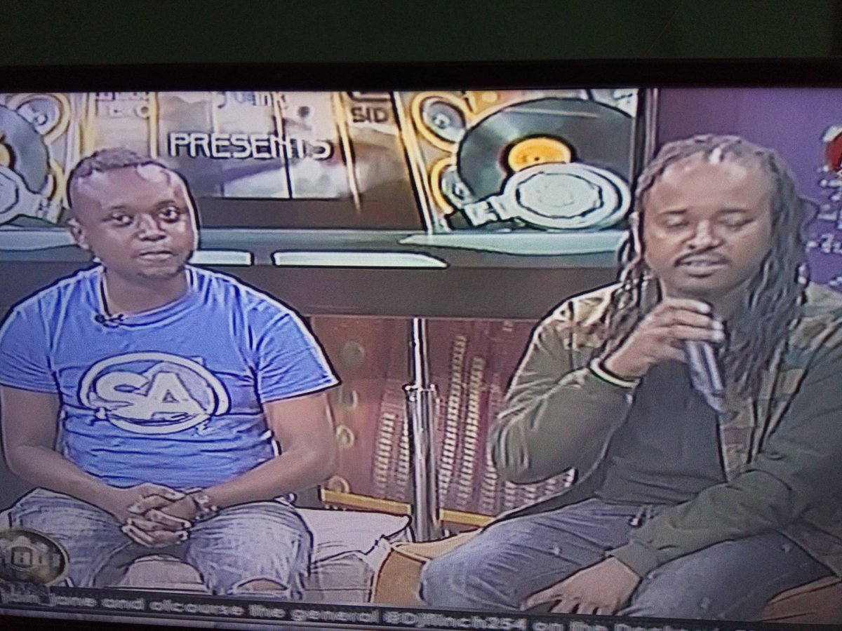 Natetemeka's tweet photo. My boy @dizzlekenya na Dogo Richie ndaaaaaani ya @KBCChannel1 #Clubone @ckaykimani @Djflinch254 big up https://t.co/TYpKDGOIqy