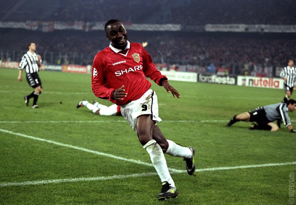 ManUtd_ID's tweet photo. Menit 11: Juventus 2 #MUFC 0 😢👎
Menit 84: Juventus 2 #MUFC 3 😃🎉

Malam yg luar biasa di Turin - hari ini pada 1999! https://t.co/IYqRnQTyX7